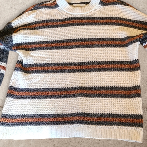 American Eagle Outfitters Striped Crewneck Sweater Size XS - Picture 3 of 8